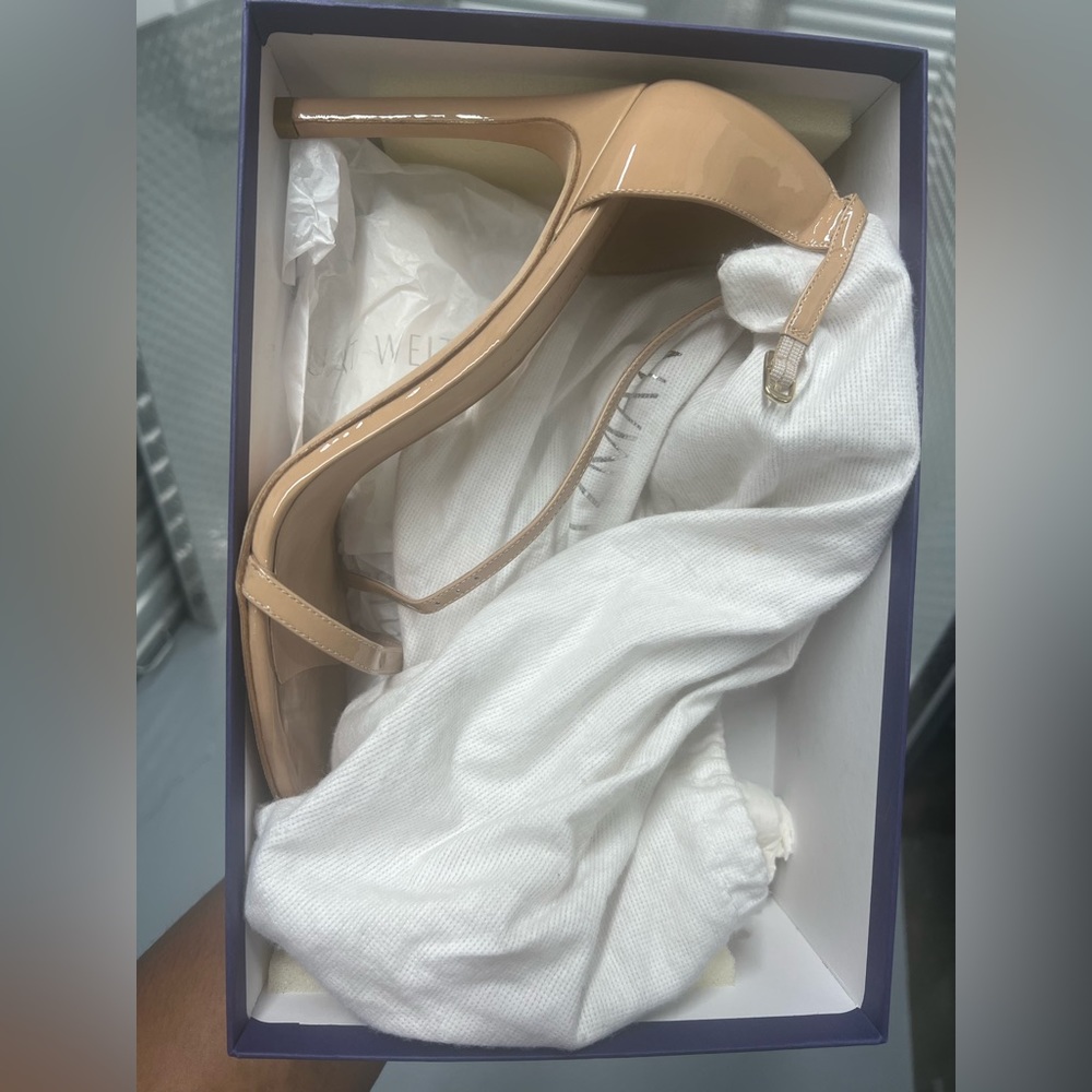 Stuart Weitzman Nudistsong Heel